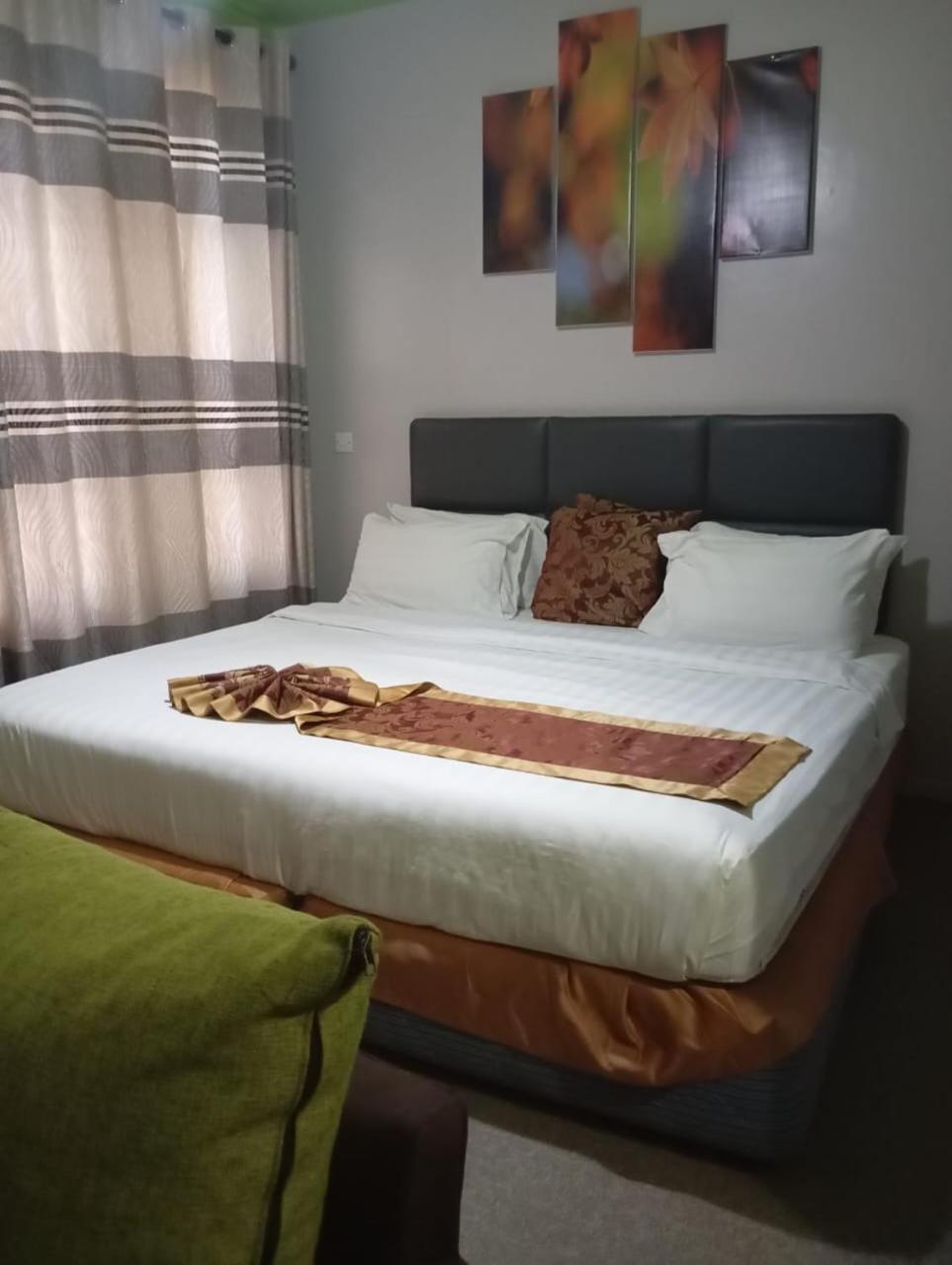 Maple Inn Nairobi Extérieur photo