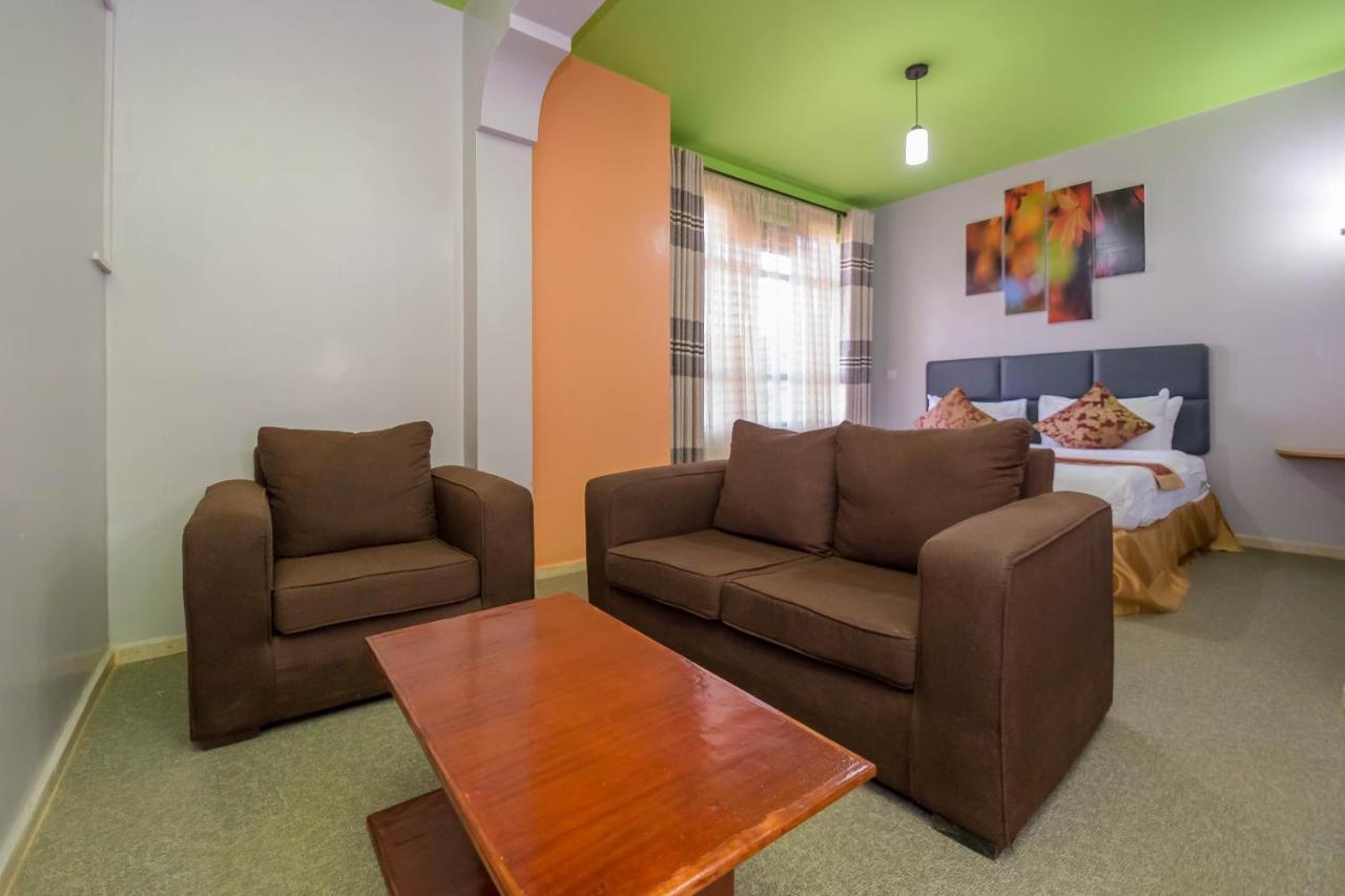 Maple Inn Nairobi Extérieur photo