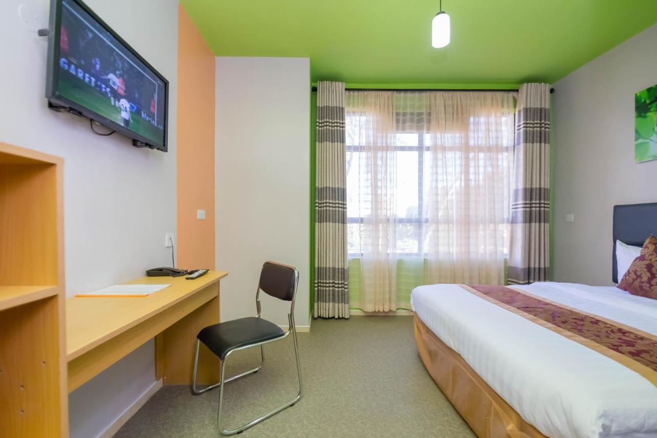 Maple Inn Nairobi Extérieur photo