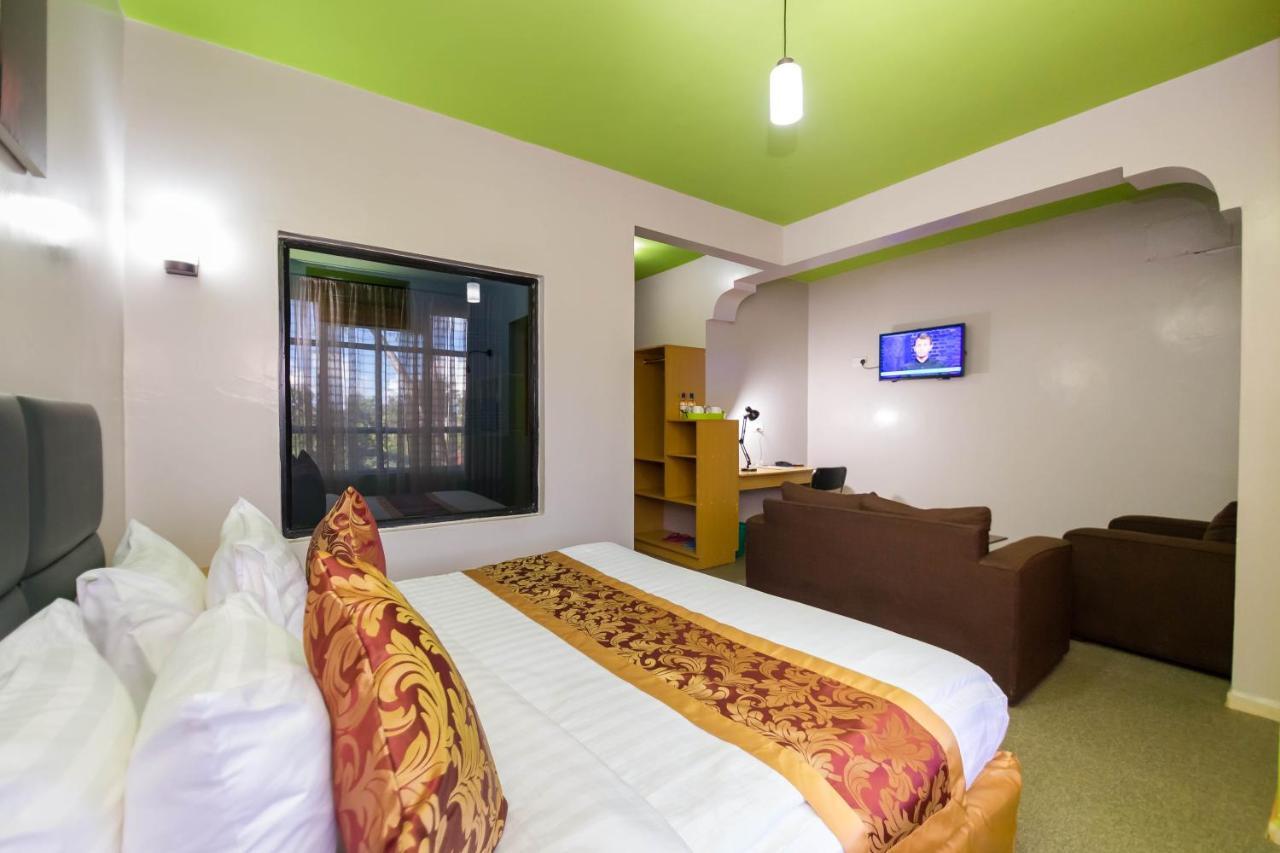 Maple Inn Nairobi Extérieur photo