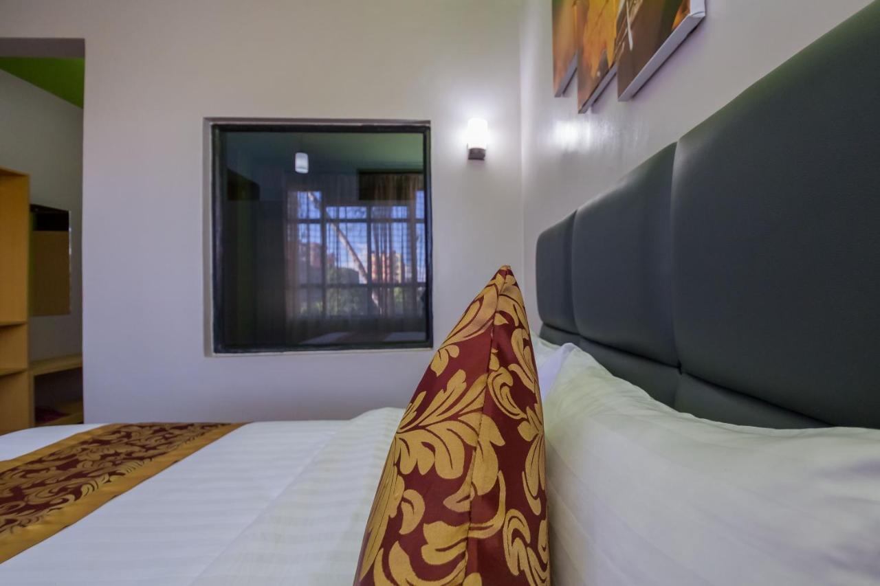 Maple Inn Nairobi Extérieur photo